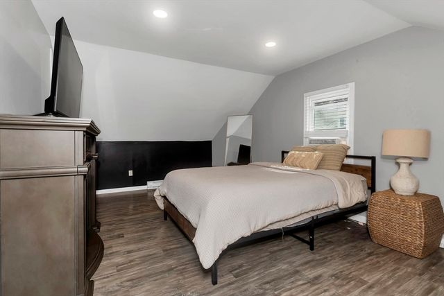 127 Governor St, Springfield, MA 01104