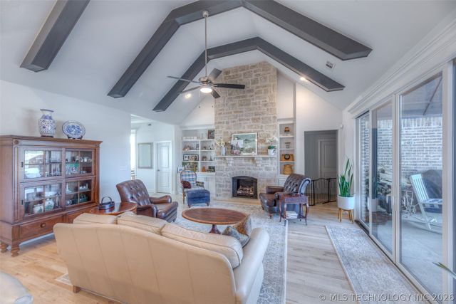 17804 S 42nd Avenue E, Bixby, OK 74008