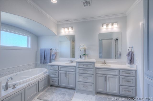 17804 S 42nd Avenue E, Bixby, OK 74008