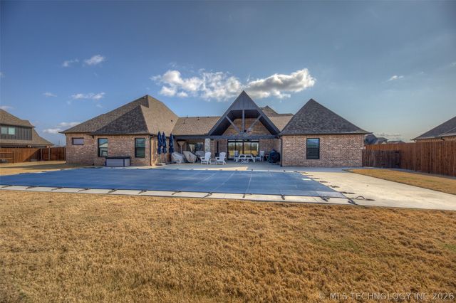 17804 S 42nd Avenue E, Bixby, OK 74008