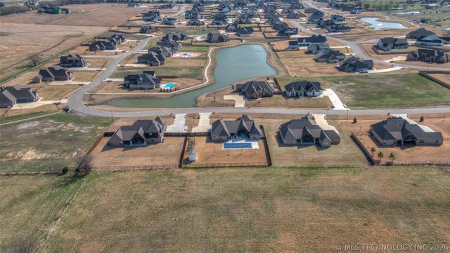 17804 S 42nd Avenue E, Bixby, OK 74008