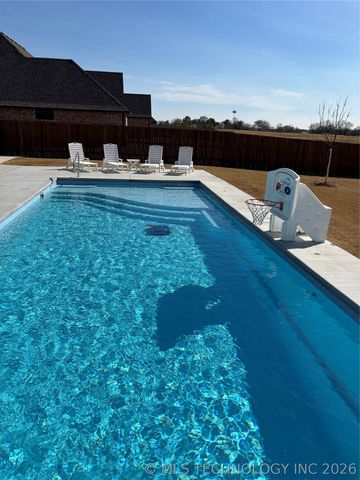 17804 S 42nd Avenue E, Bixby, OK 74008