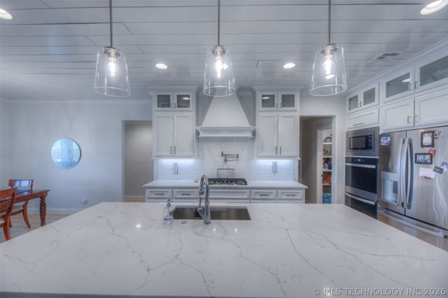 17804 S 42nd Avenue E, Bixby, OK 74008