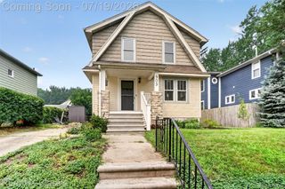 909 Fernwood Road, Royal Oak, MI 48067