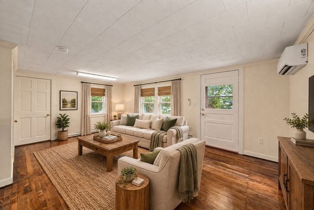 21 Faulkner Rd, Grafton, MA 01536