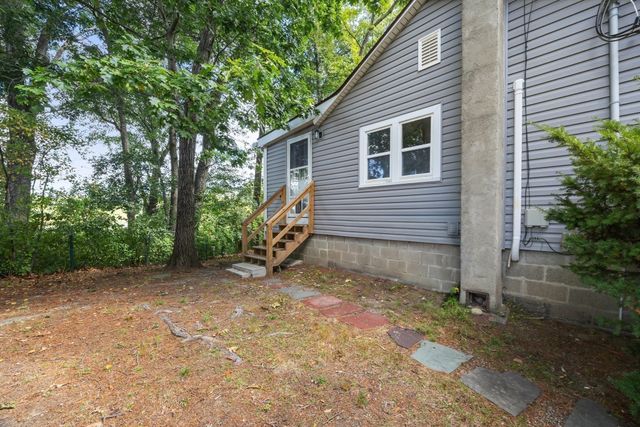 21 Faulkner Rd, Grafton, MA 01536