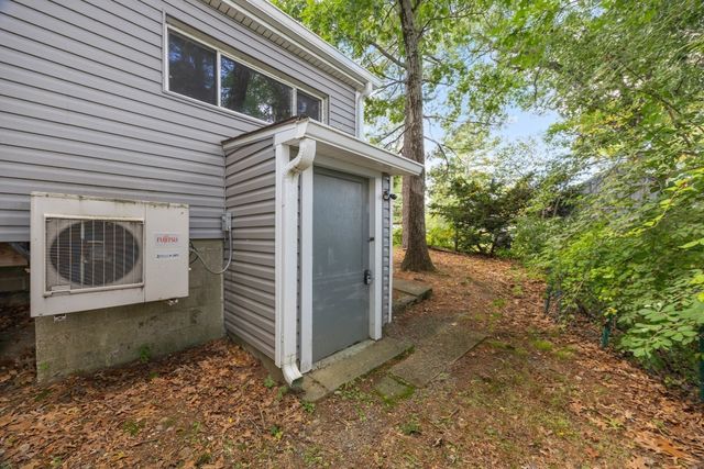 21 Faulkner Rd, Grafton, MA 01536