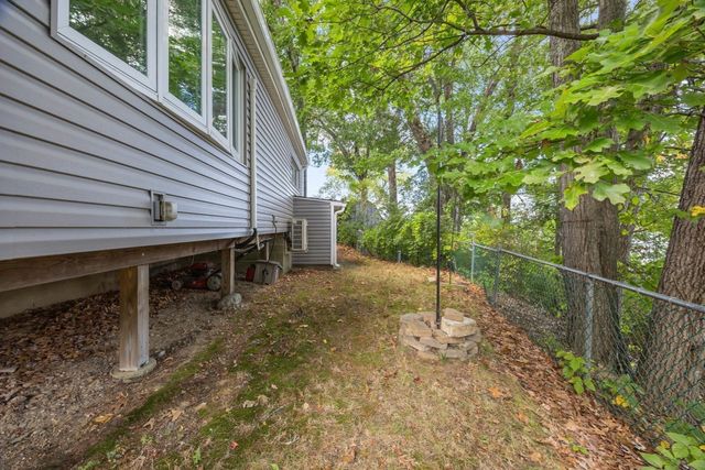 21 Faulkner Rd, Grafton, MA 01536