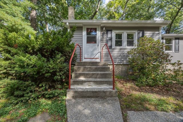 21 Faulkner Rd, Grafton, MA 01536