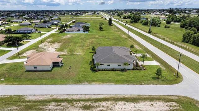 1737 Santa Barbara BLVD N, Cape Coral, FL 33993