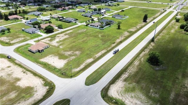 1737 Santa Barbara BLVD N, Cape Coral, FL 33993