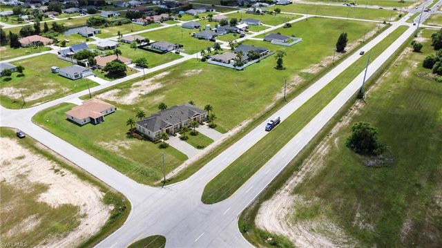 1737 Santa Barbara BLVD N, Cape Coral, FL 33993