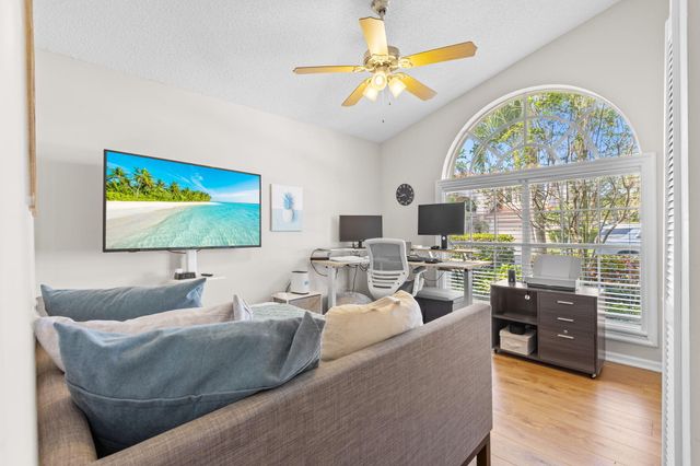 150 Bent Tree Drive, Palm Beach Gardens, FL 33418