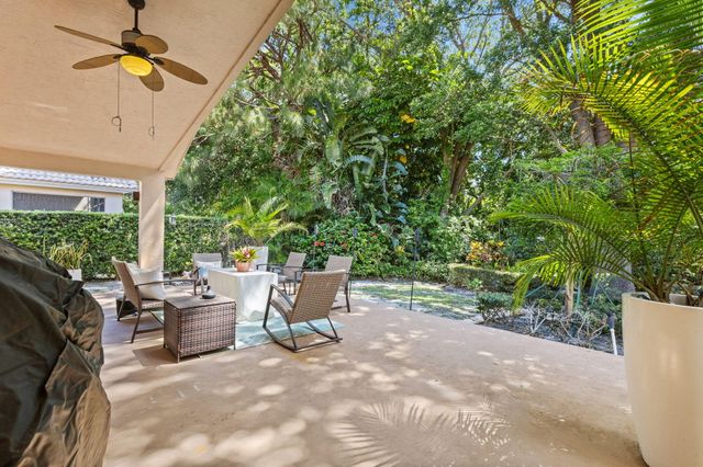 150 Bent Tree Drive, Palm Beach Gardens, FL 33418