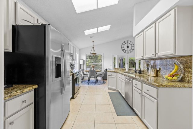 150 Bent Tree Drive, Palm Beach Gardens, FL 33418