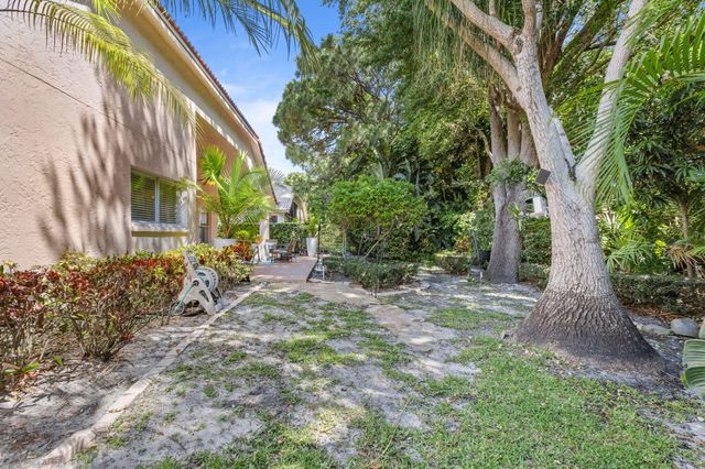 150 Bent Tree Drive, Palm Beach Gardens, FL 33418