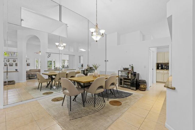 150 Bent Tree Drive, Palm Beach Gardens, FL 33418