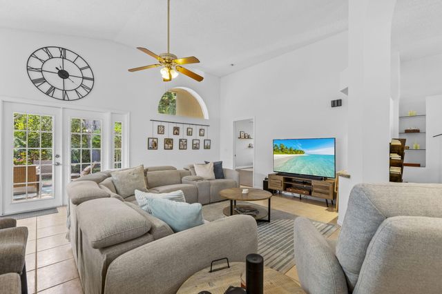 150 Bent Tree Drive, Palm Beach Gardens, FL 33418