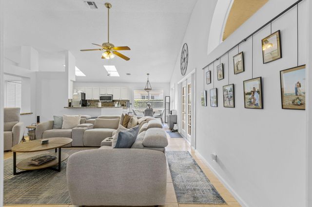 150 Bent Tree Drive, Palm Beach Gardens, FL 33418