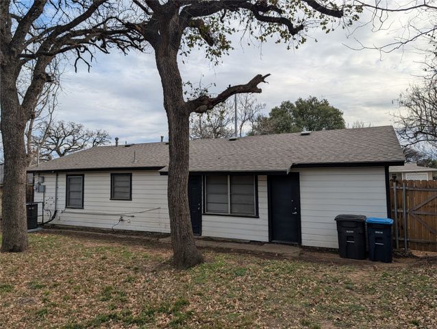 5553 Patton Drive, Fort Worth, TX 76112