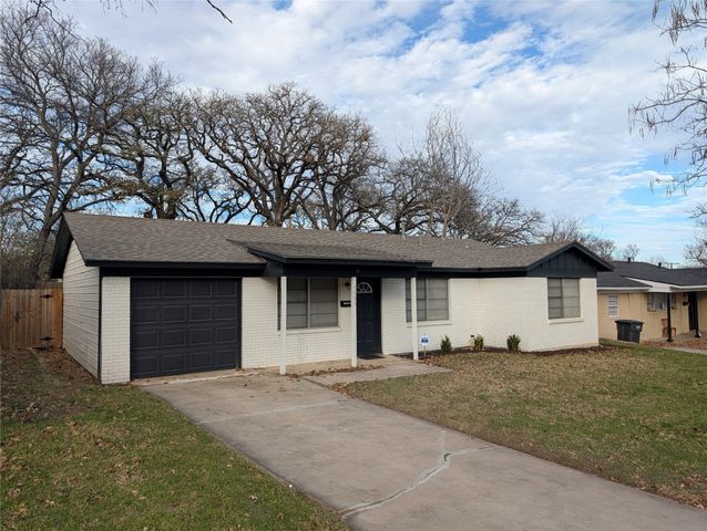 5553 Patton Drive, Fort Worth, TX 76112