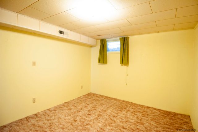 3561 AMHERST RD, Cheyenne, WY 82001