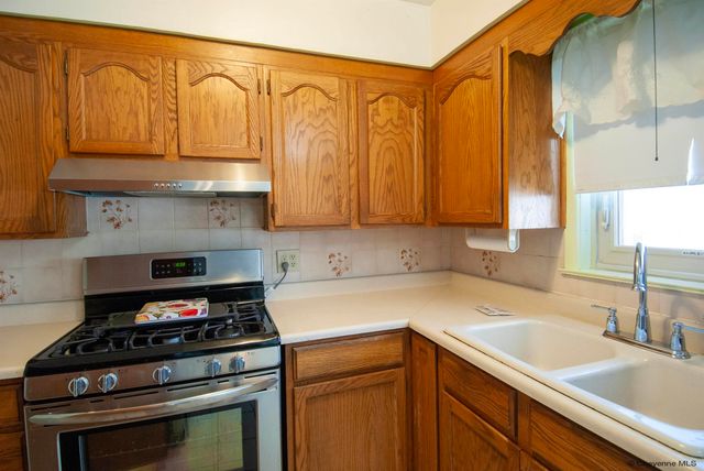 3561 AMHERST RD, Cheyenne, WY 82001