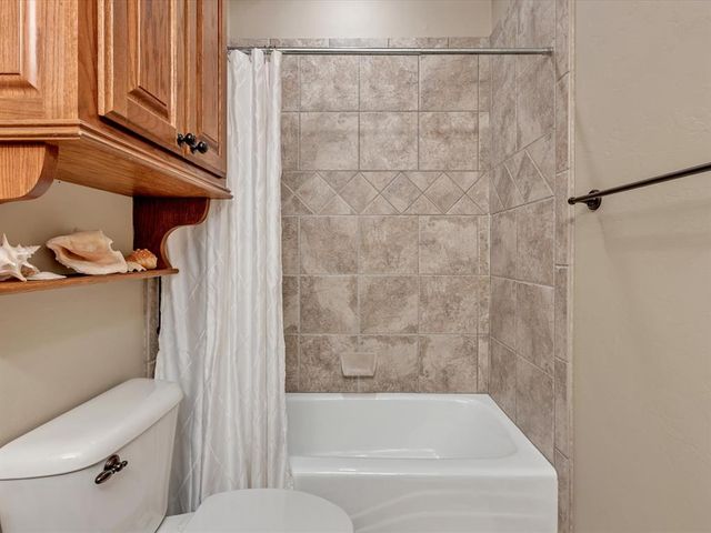 2912 NE 133rd Street, Edmond, OK 73013