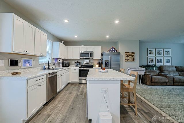 5002 Brooklet Way, Middletown, OH 45042