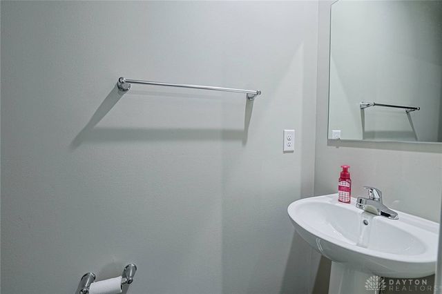 5002 Brooklet Way, Middletown, OH 45042