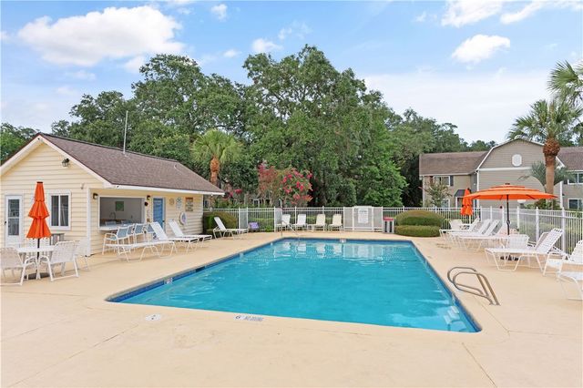 850 Mallery Street 4W, St Simons Island, GA 31522