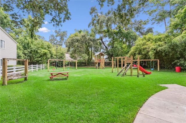 850 Mallery Street 4W, St Simons Island, GA 31522