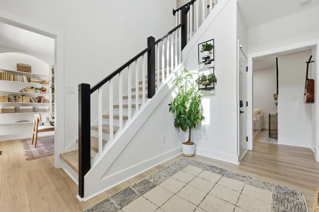 1682 Old Military Road, Charleston, SC 29412