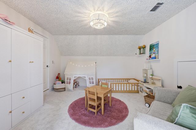 1682 Old Military Road, Charleston, SC 29412