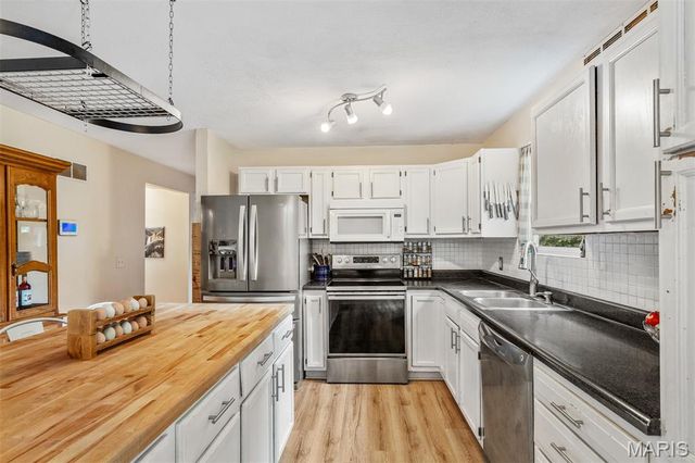 7981 Medley Drive, Dittmer, MO 63023