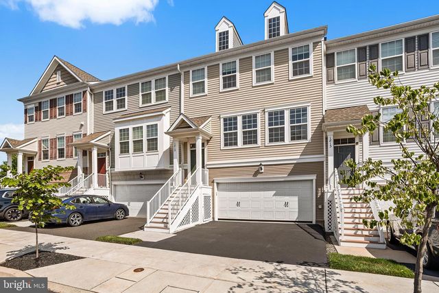 1815 PINNACLE DR, Warrington, PA 18976