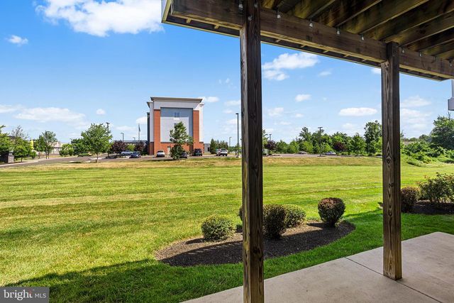1815 PINNACLE DR, Warrington, PA 18976