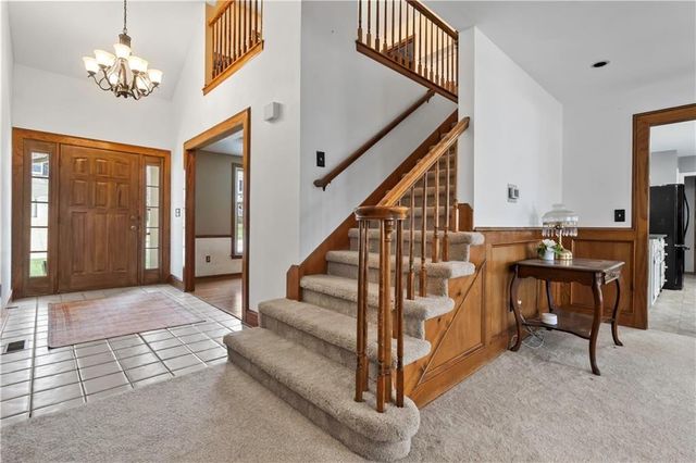 6732 Clairborne Road, Shawnee, KS 66217