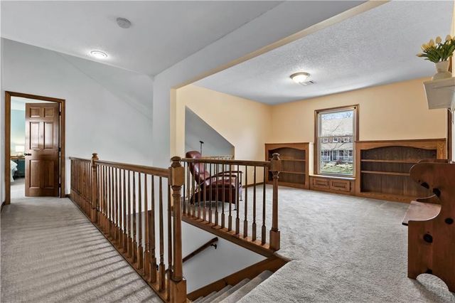 6732 Clairborne Road, Shawnee, KS 66217