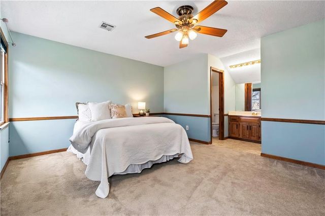 6732 Clairborne Road, Shawnee, KS 66217