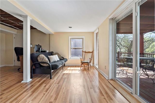 6732 Clairborne Road, Shawnee, KS 66217