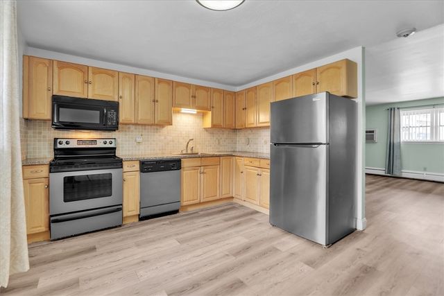 1803 Mineral Spring Avenue B14, North Providence, RI 02904