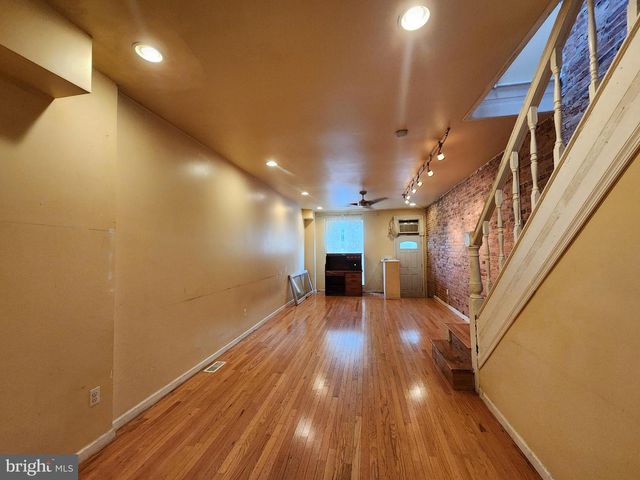 3034 MCELDERRY ST, Baltimore, MD 21205