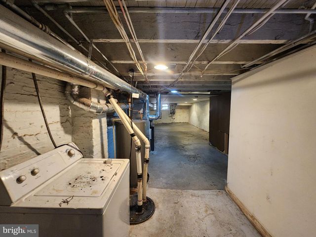 3034 MCELDERRY ST, Baltimore, MD 21205