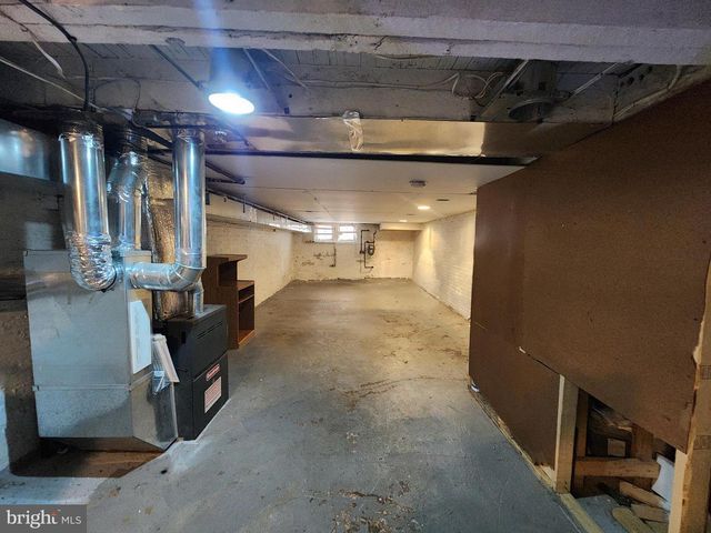 3034 MCELDERRY ST, Baltimore, MD 21205