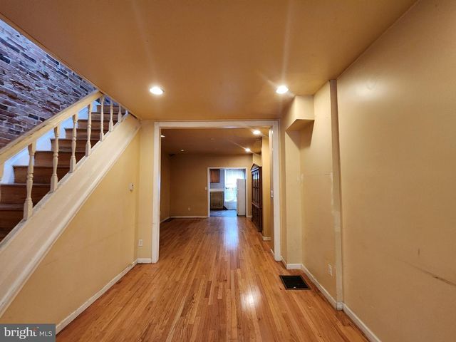 3034 MCELDERRY ST, Baltimore, MD 21205