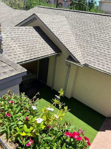 5506 Venice Street, Houston, TX 77007