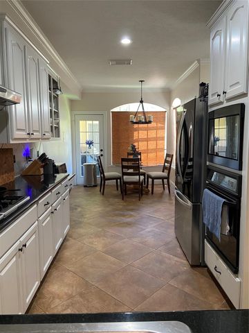 5506 Venice Street, Houston, TX 77007