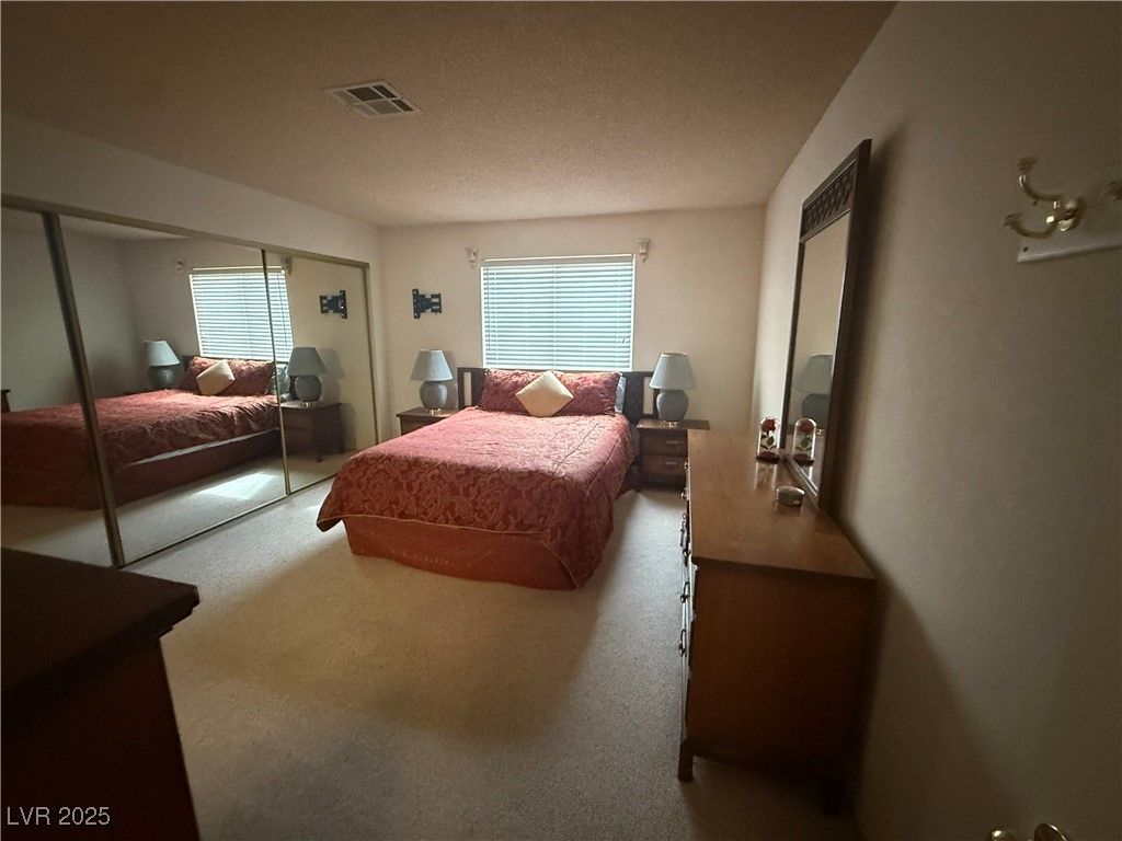 Image 6 of property listing at 928 Rockview Drive 101, Las Vegas, NV 89128