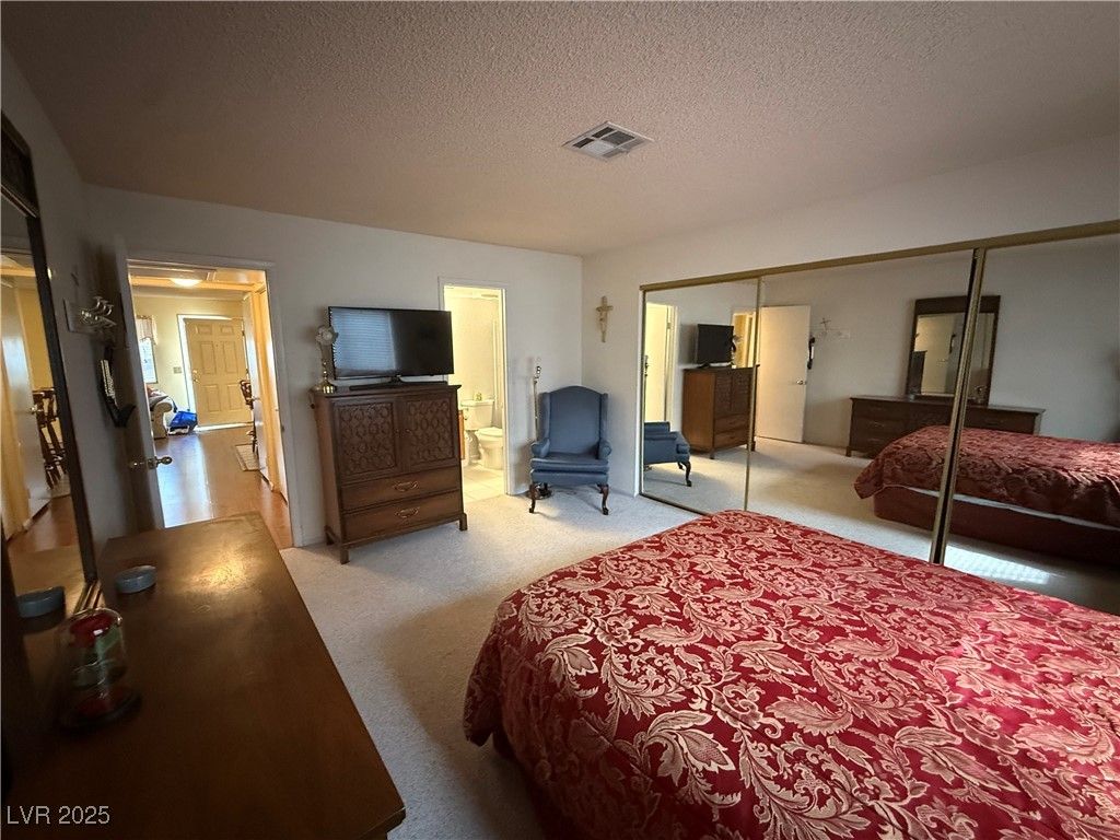 Image 7 of property listing at 928 Rockview Drive 101, Las Vegas, NV 89128